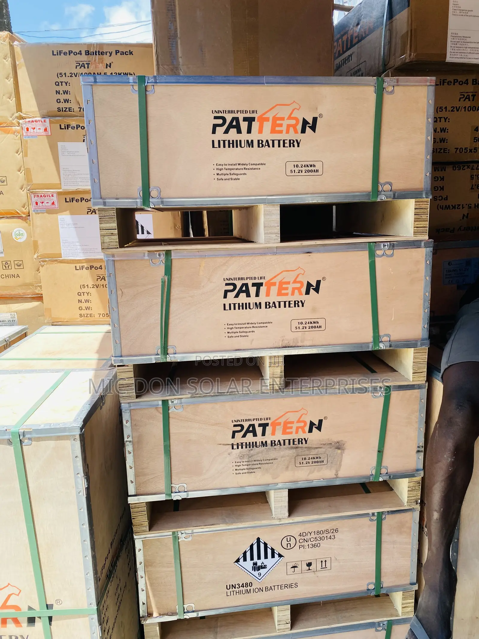 Pattern 10kwh Lithium Battery