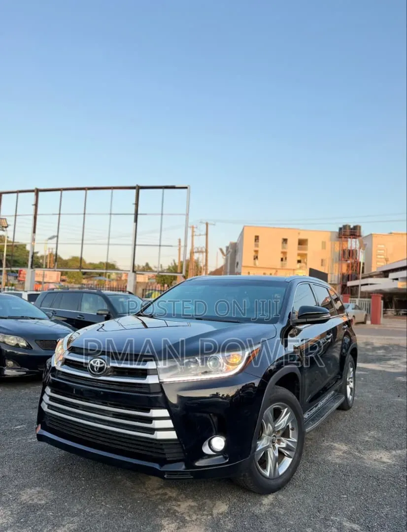 Toyota Highlander 2016 Black