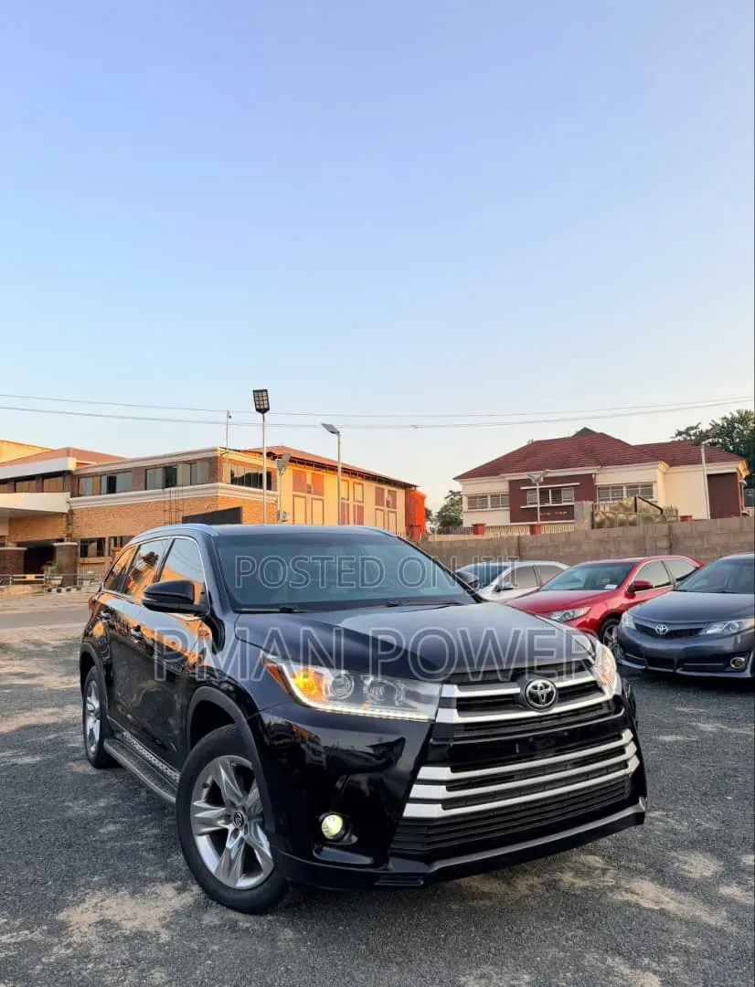 Toyota Highlander 2016 Black
