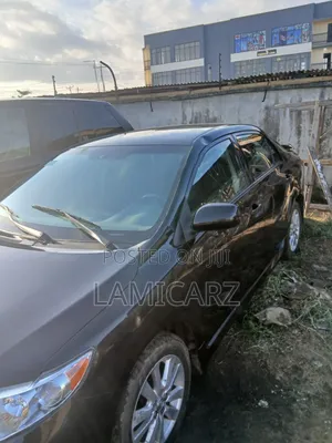 Toyota Corolla 2010 Black
