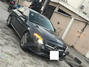 Mercedes-Benz C300 2015 Gray