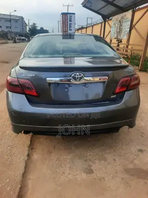 Toyota Camry 2008 Gray
