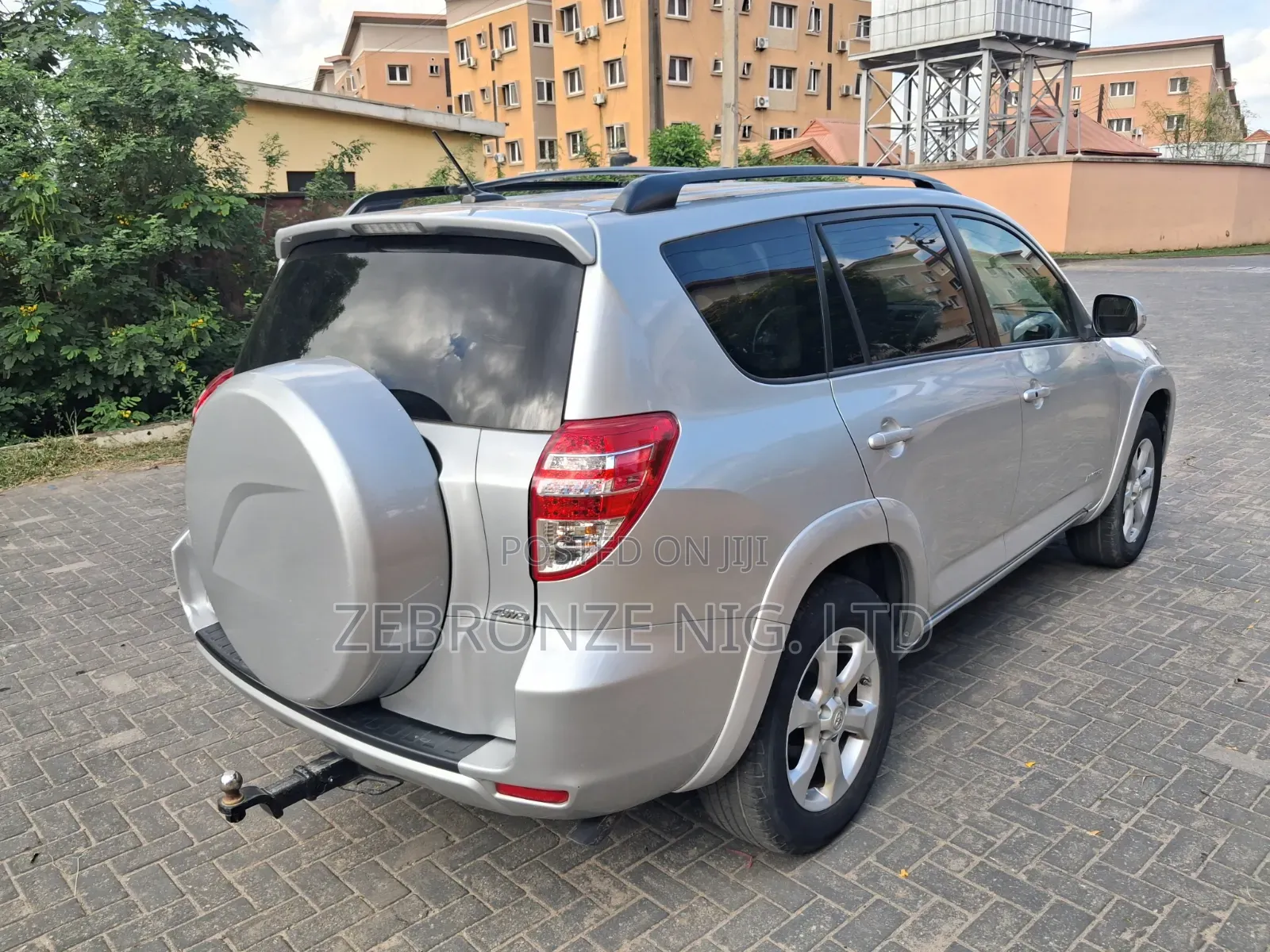 Toyota RAV4 2013 Silver