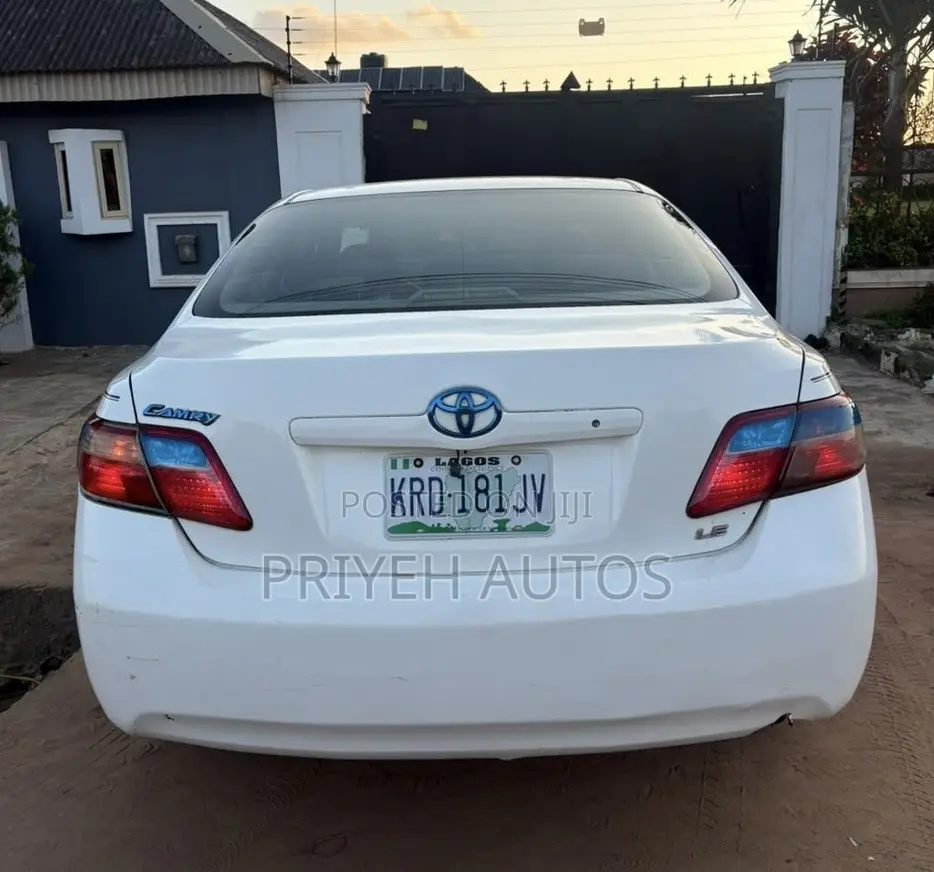 Toyota Camry 2007 White
