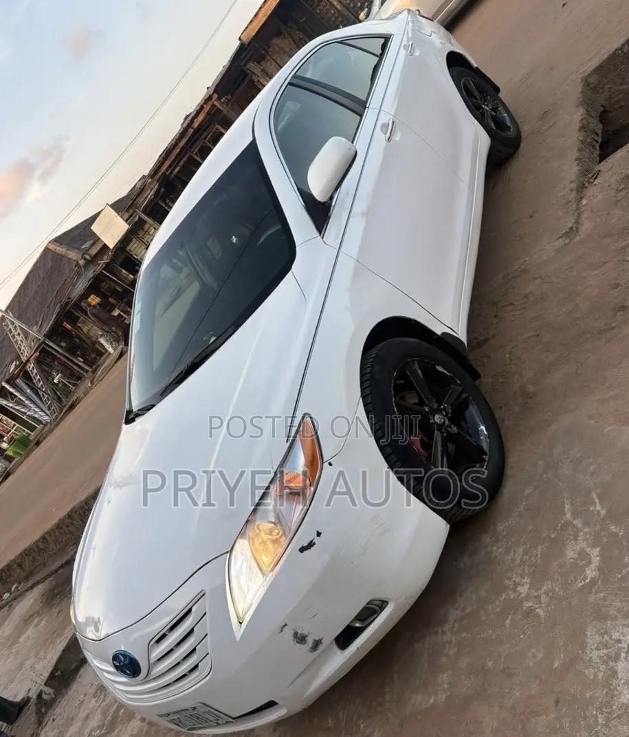 Toyota Camry 2007 White