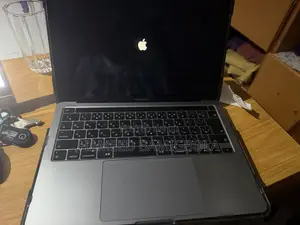 Laptop Apple MacBook Pro 2020 8GB Intel Core i5 SSD 512GB