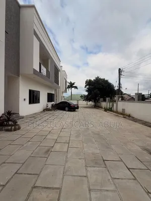 Furnished 4bdrm Townhouse/Terrace in Life Camp for sale