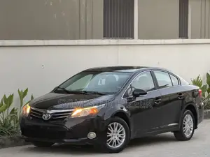 Toyota Avensis 2014 Black