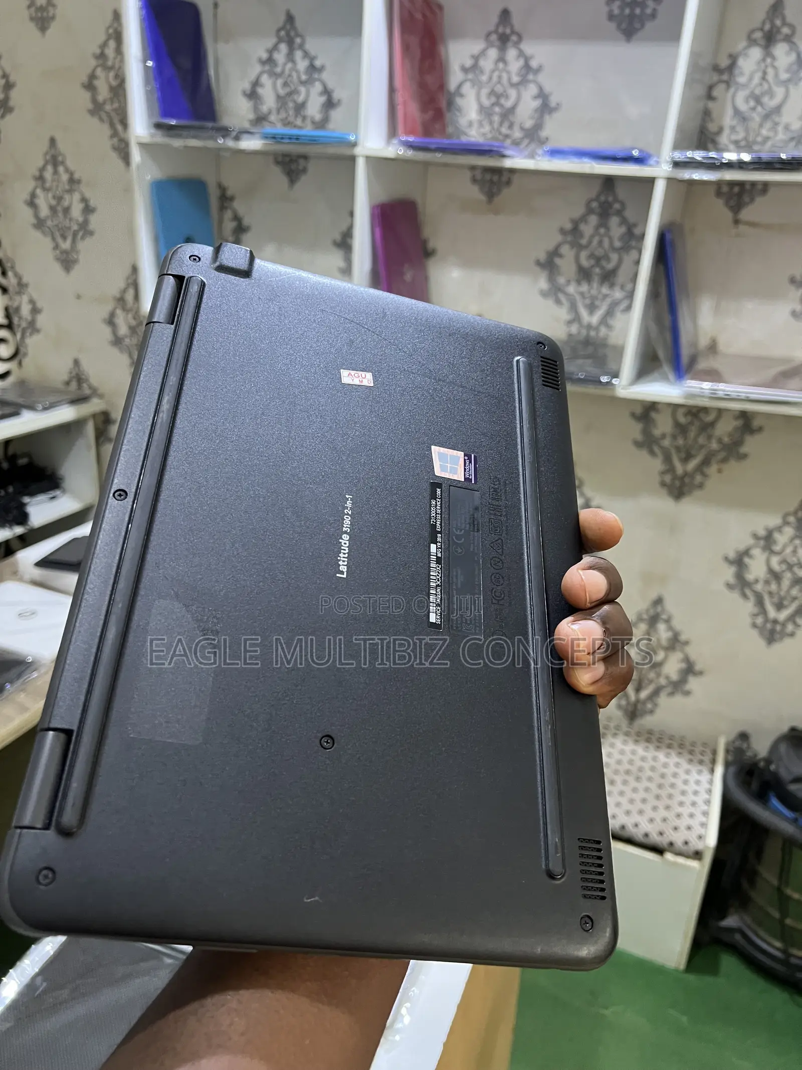 Laptop Dell Latitude 3390 2-in-1 8GB Intel Celeron SSD 128GB