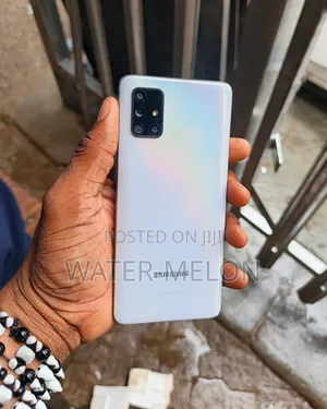 Samsung Galaxy A71 128 GB White