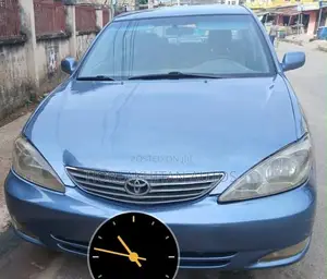 Toyota Camry LE 4dr Sedan (2.4L 4cyl 5M) 2004 Blue