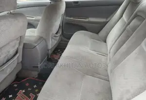 Toyota Camry LE 4dr Sedan (2.4L 4cyl 5M) 2004 Blue