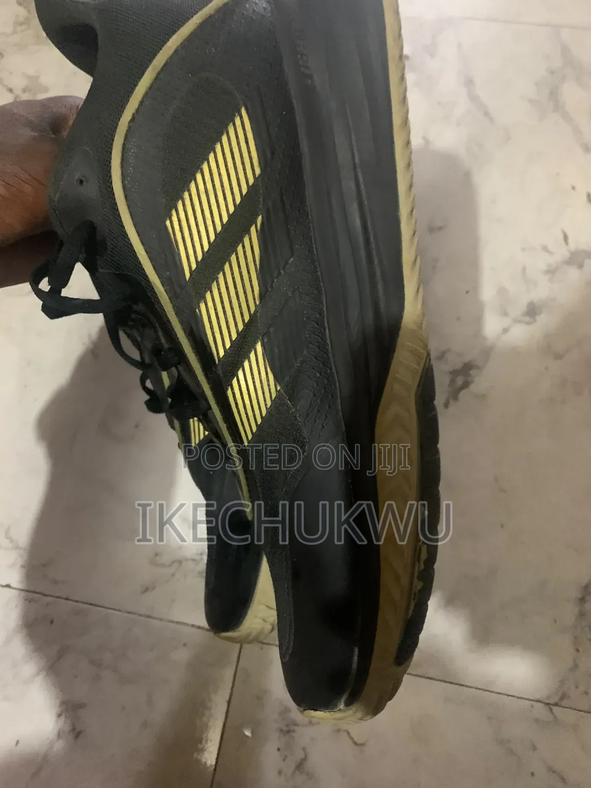 Basketball Shoe