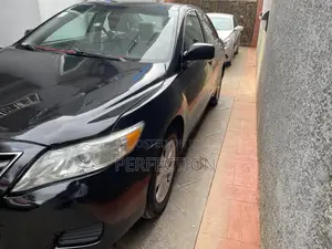 Toyota Camry LE V6 4dr Sedan (3.5L 6cyl 6A) 2011 Black
