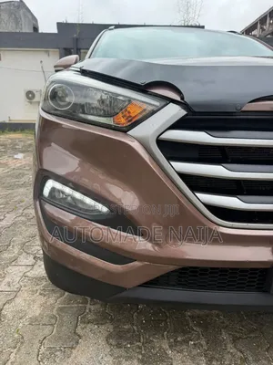 Hyundai Tucson Value AWD 2017 Gold