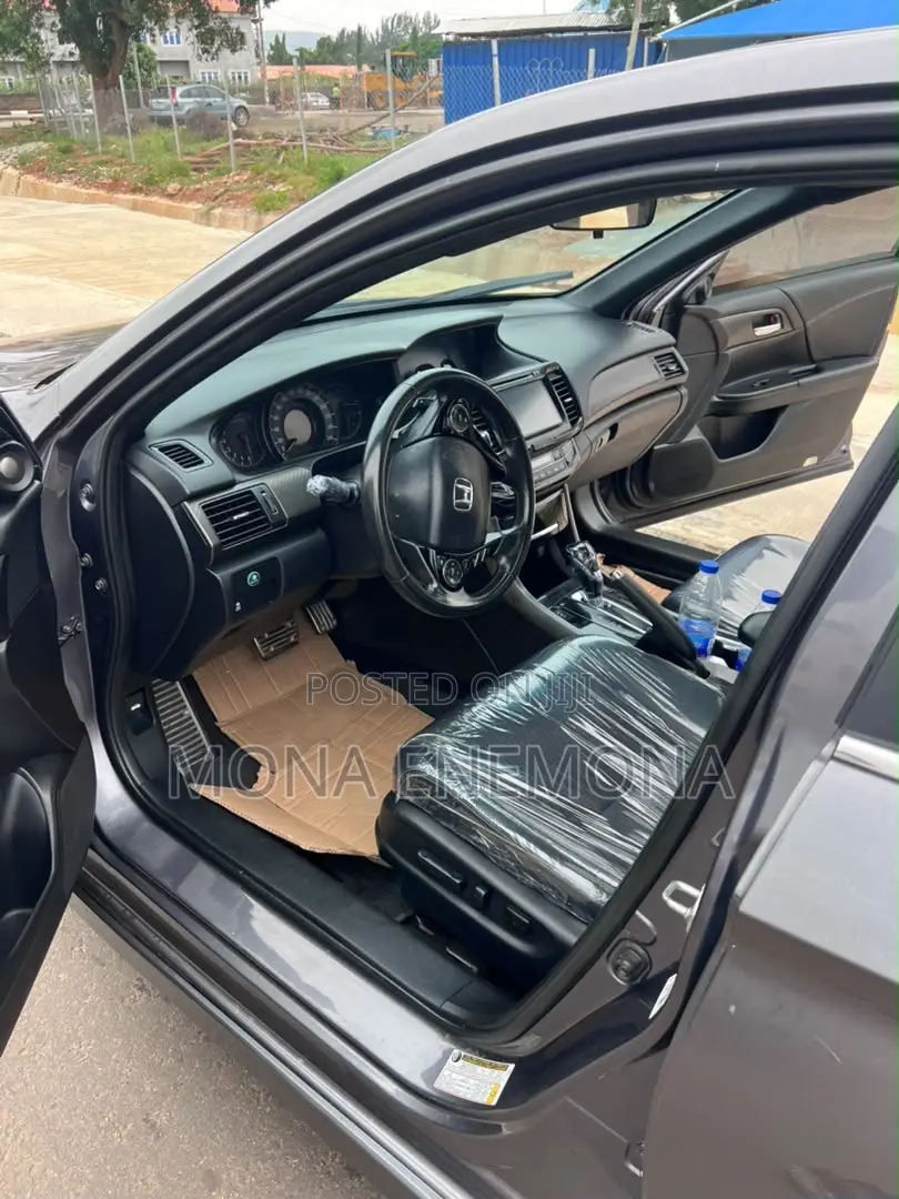 Honda Accord 2017 Gray