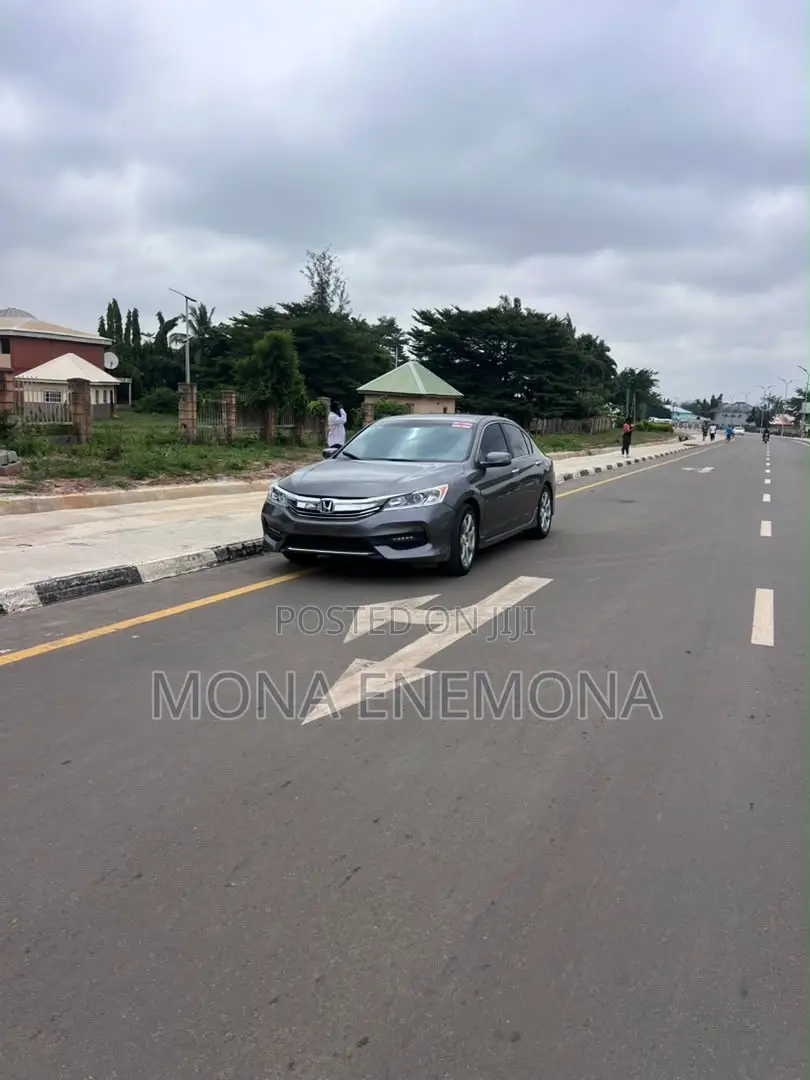 Honda Accord 2017 Gray