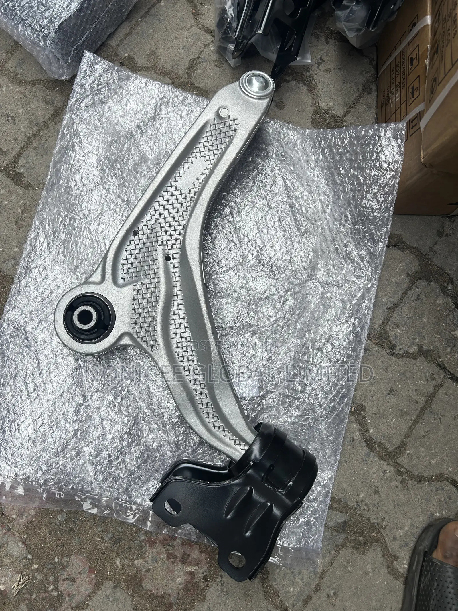 Lower Control Arm Ford Edge 2017-2018