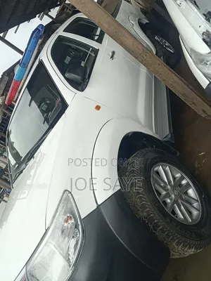 Toyota Hilux 2015 White