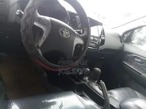 Toyota Hilux 2015 White