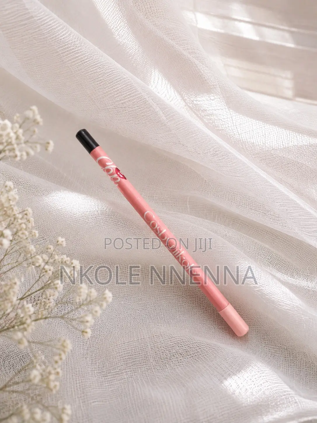 Shinny Pigmented Lipglosses Lipliners Mask Etc