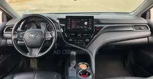 Toyota Camry SE 2021 Black