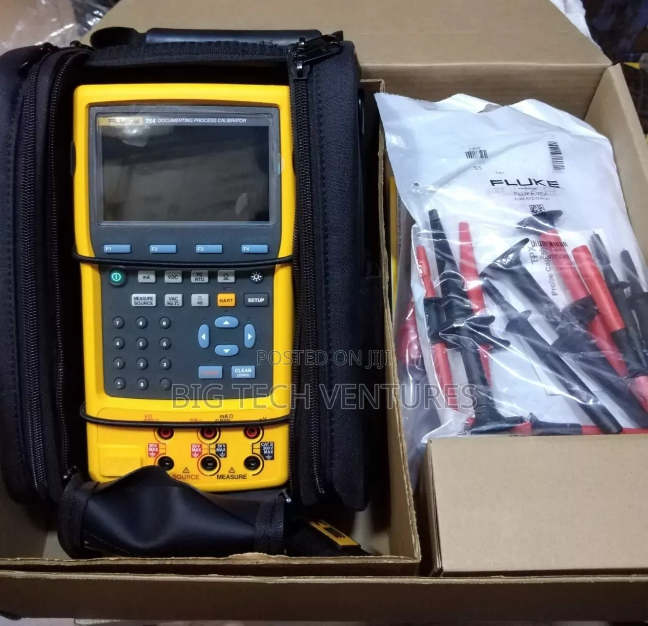 Fluke 754 Documenting Process Calibrator in a Protective Black Case