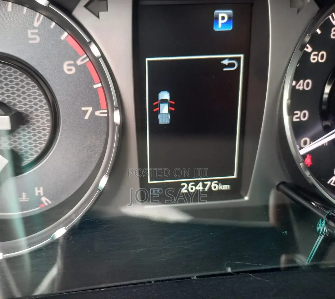 Toyota Hilux 2022 Black