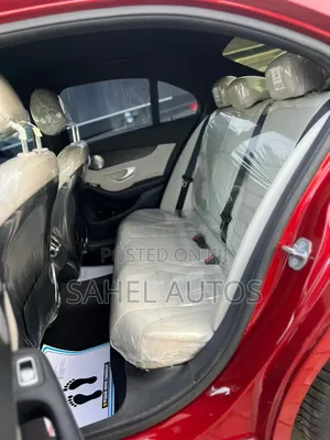 Mercedes-Benz C43 4Matic Sedan AWD (3.0L V6 9AM) 2017 Red