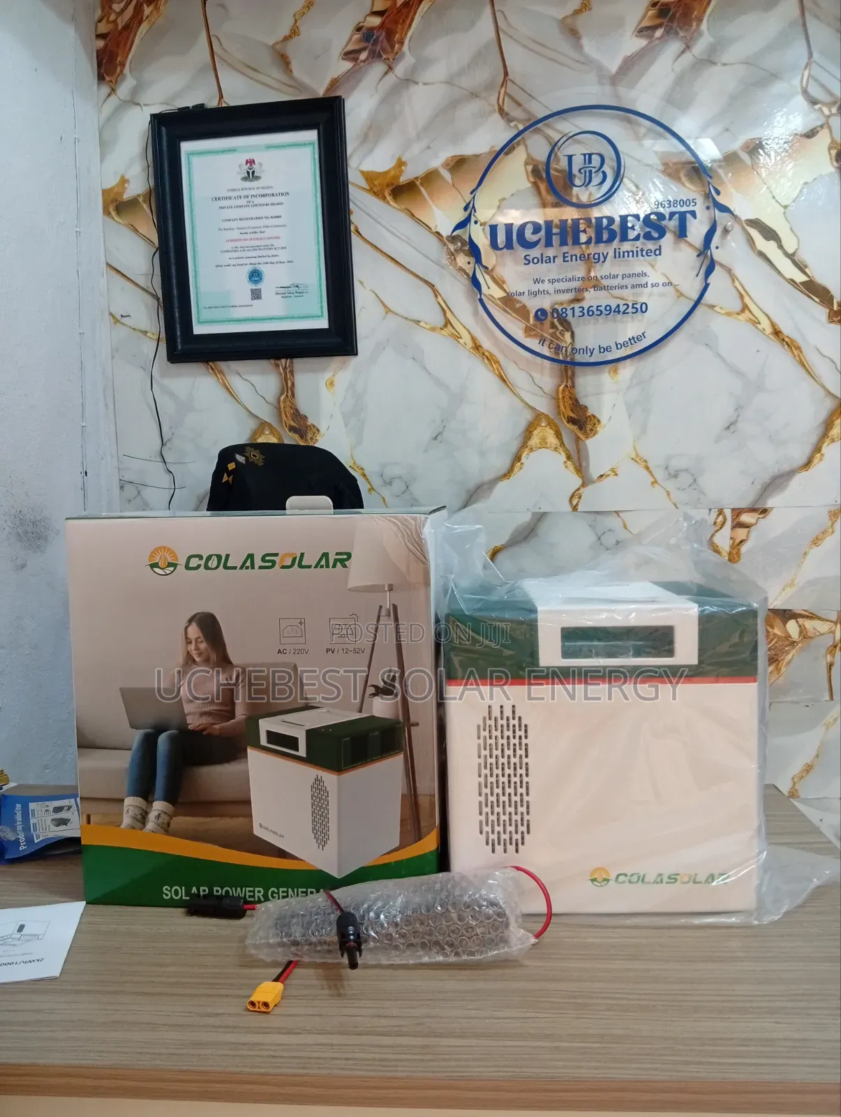 2000w Cola Solar Generator All in One