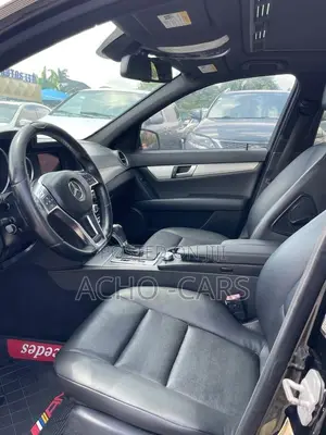 Mercedes-Benz C300 2014 Black