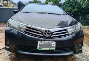 Toyota Corolla 2016 Black
