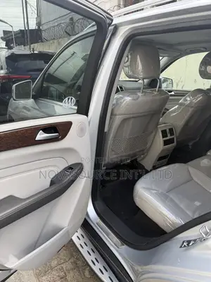 Mercedes-Benz M Class 2012 Silver