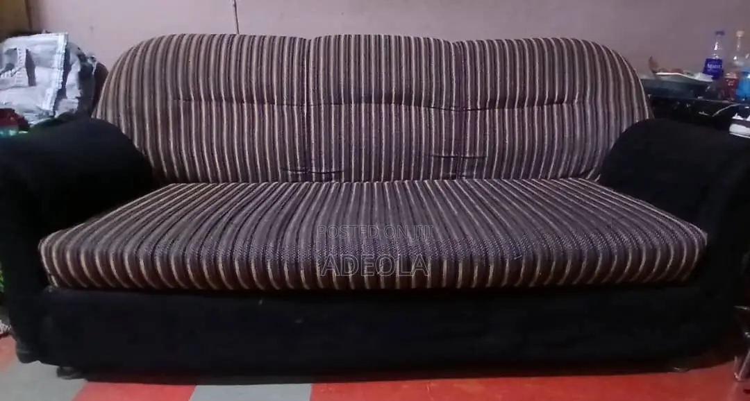 5 Seater Chair