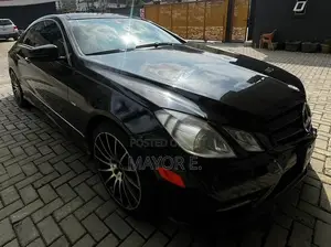 Mercedes-Benz E350 Base 2dr 4Matic Coupe AWD (3.5L 6cyl 7A) 2013 Black