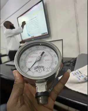 Wika Bourdon Tube Pressure Gauge