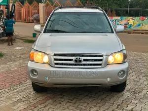 Toyota Highlander 2005 Gold
