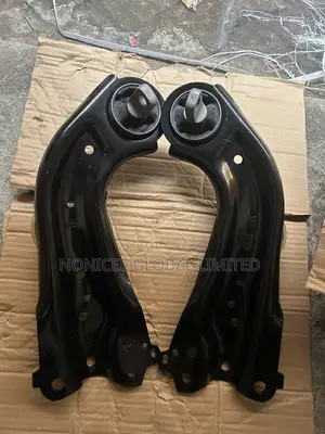 Rear Axle Control Arm for Toyota Rav4 2020