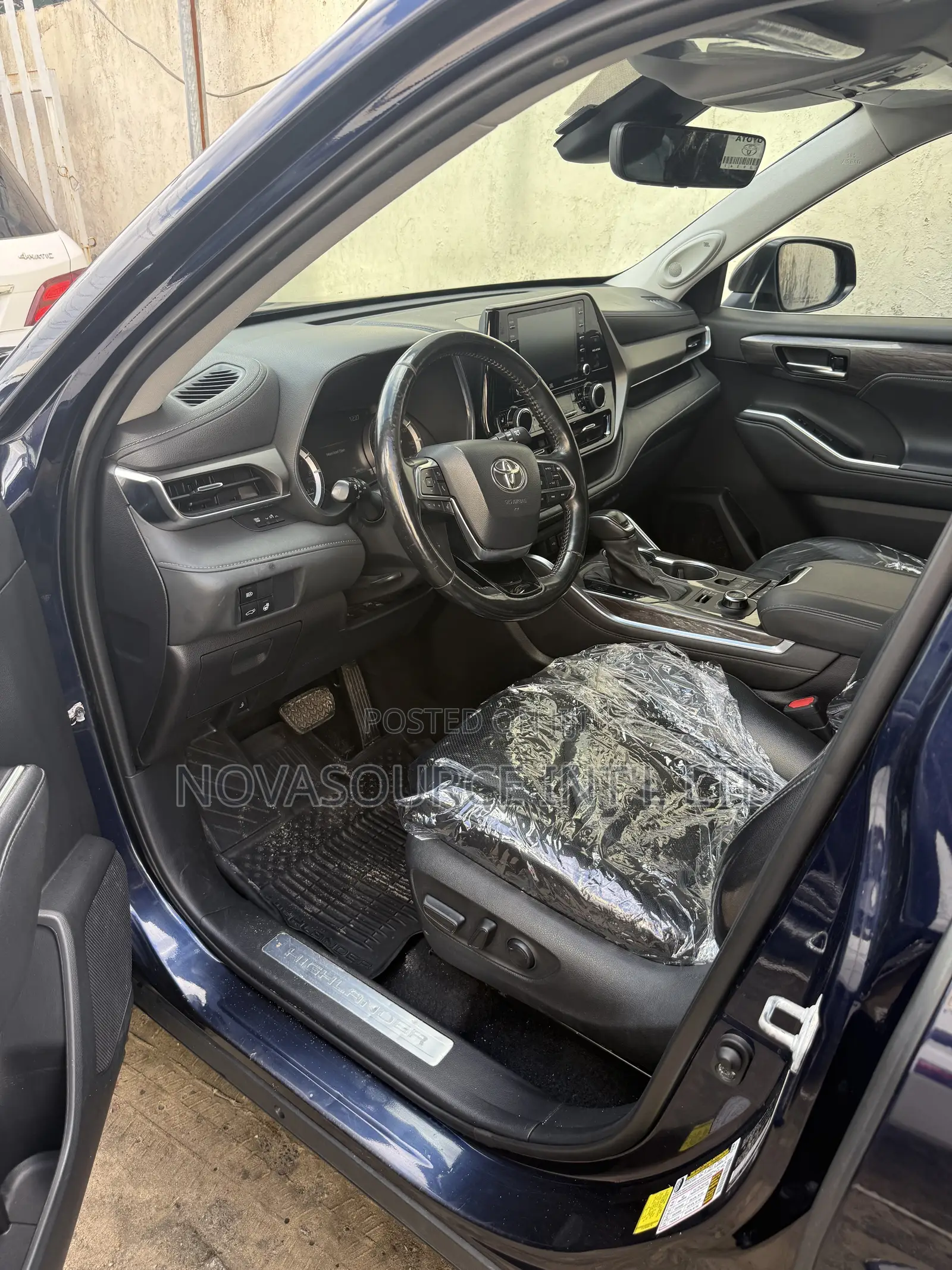 Toyota Highlander 2021 Blue