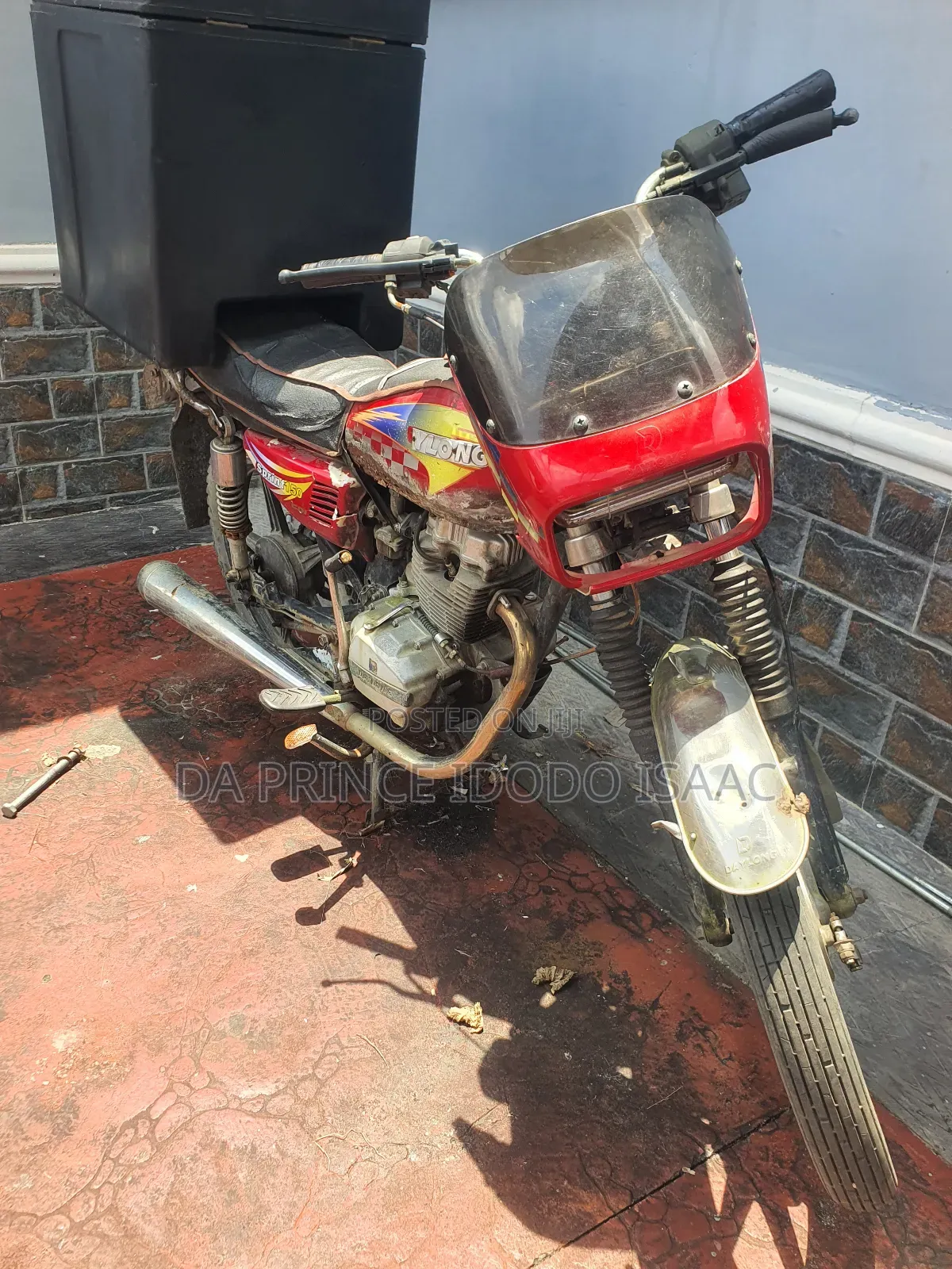 Daylong DGL125-K 2010 Red