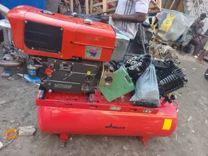 Diesel Engine Air Compressor 300L 12.5Bar With Key Starter