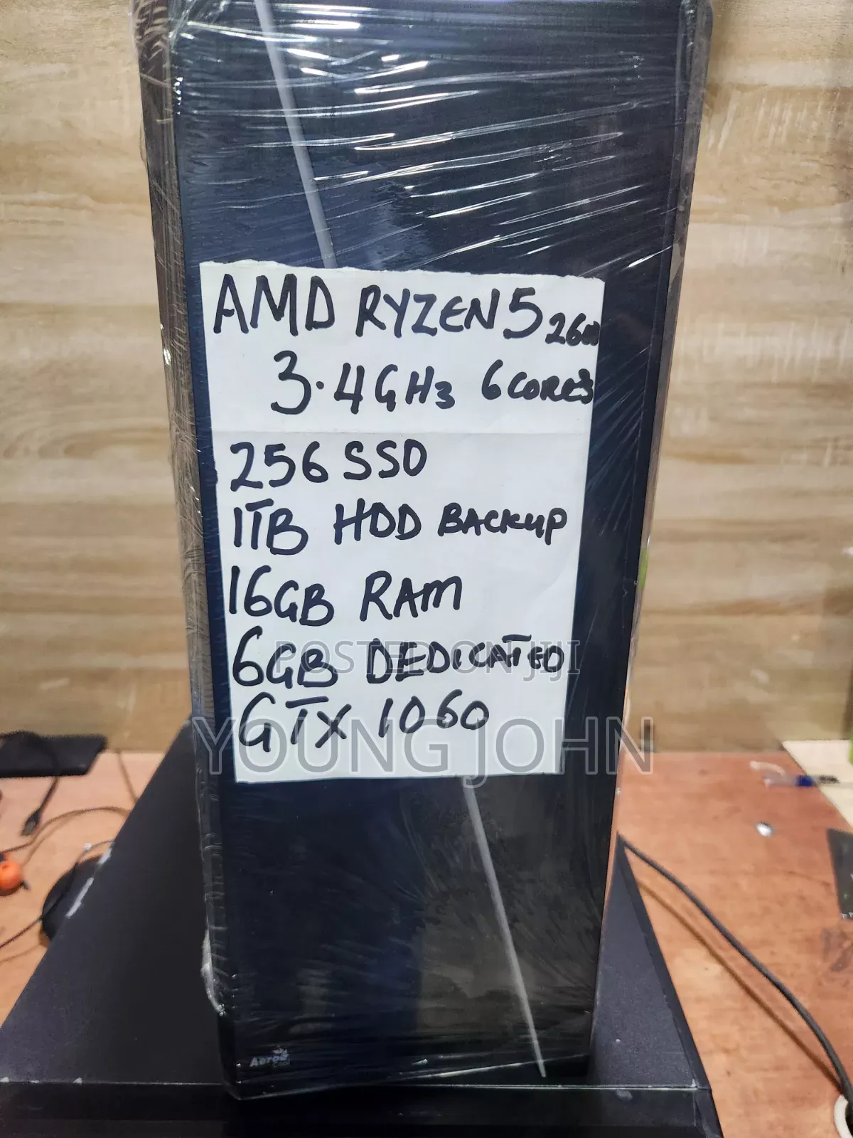 Desktop Computer Asus 16GB AMD Ryzen 5 HDD+SSD 256GB