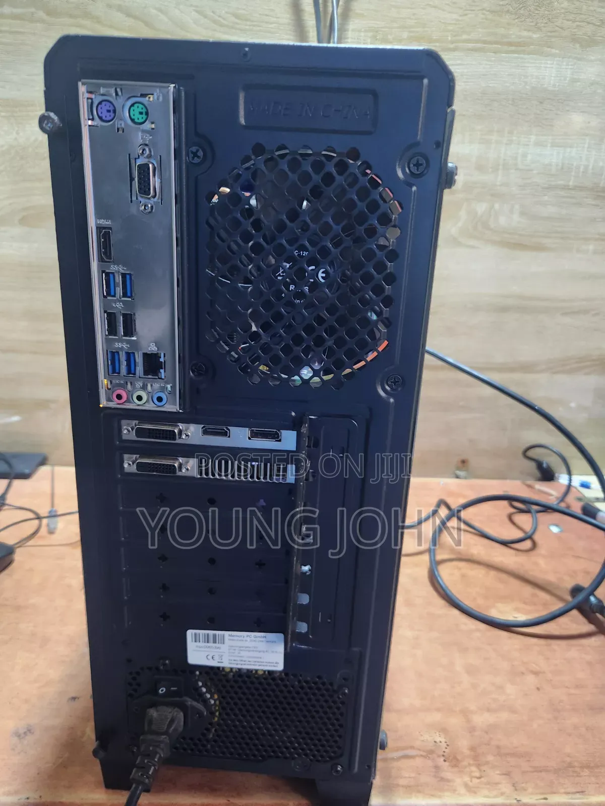 Desktop Computer Asus 16GB AMD Ryzen 5 HDD+SSD 256GB