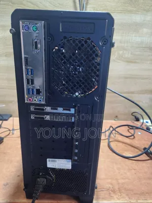 Desktop Computer Asus 16GB AMD Ryzen 5 HDD+SSD 256GB