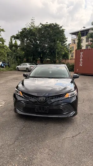 Toyota Camry 2018 Black