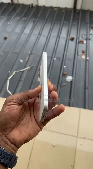 Apple iPhone 12 64 GB Black