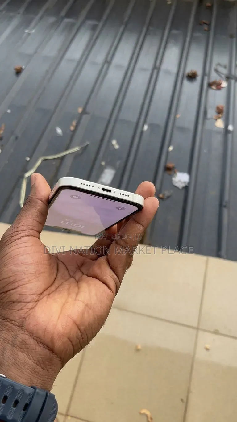Apple iPhone 12 64 GB Black