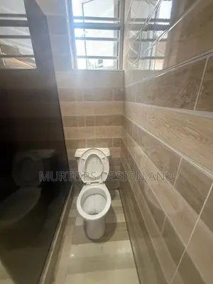 Studio Apartment in Osapa london for rent
