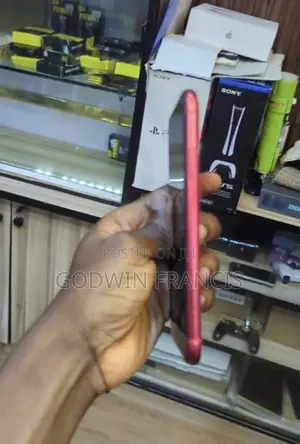 Apple iPhone 11 64 GB Red