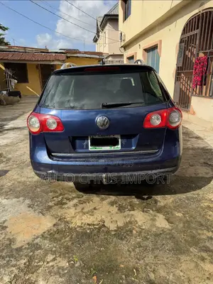 Volkswagen Passat 2006 Blue